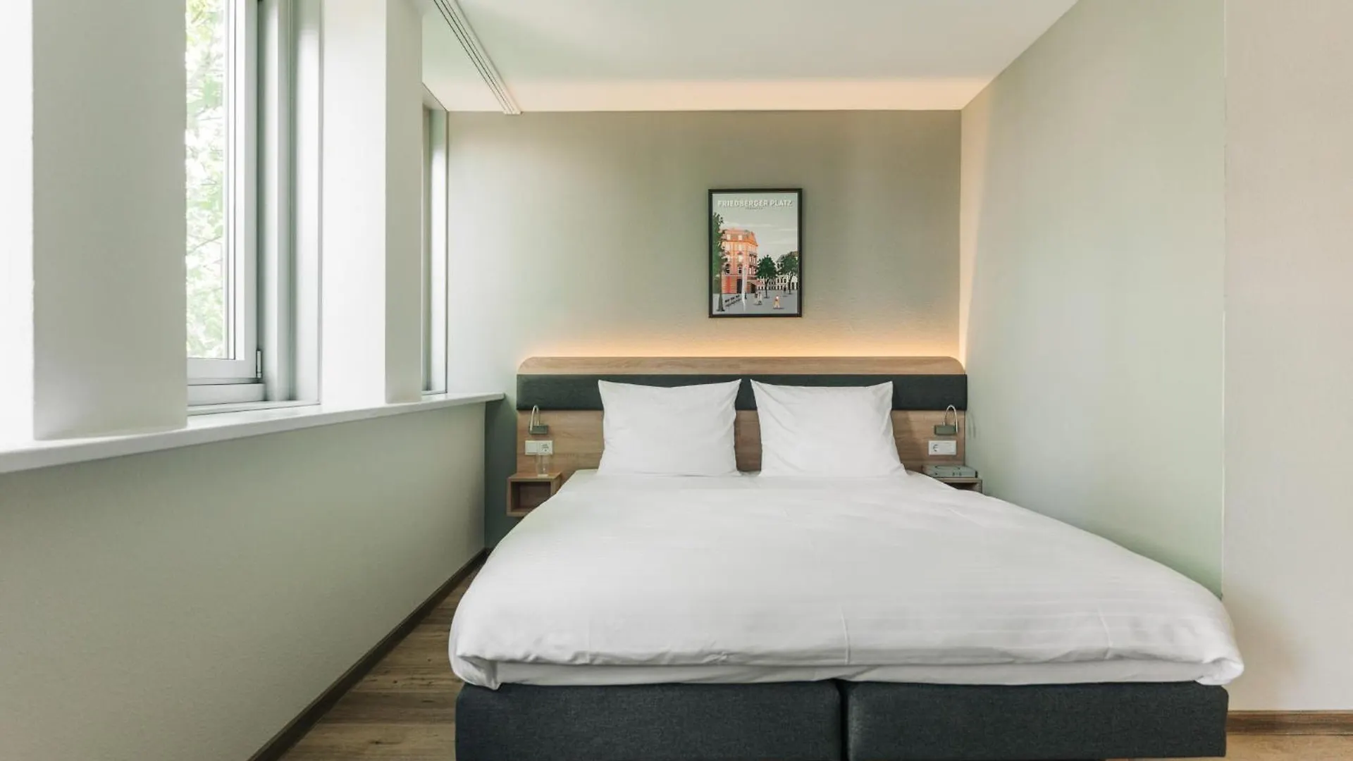 Homaris Corner Hotel Frankfurt am Main 3*,
