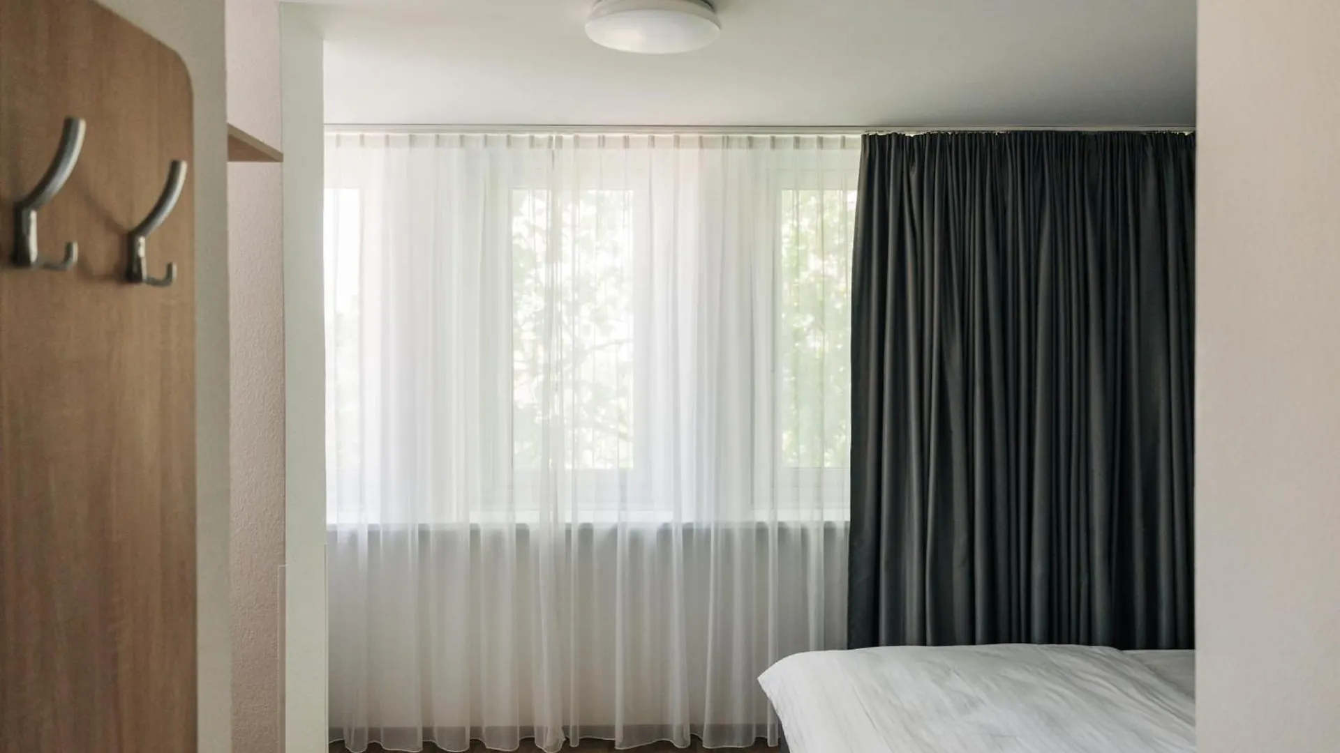 Homaris Corner Hotel Frankfurt am Main 3*,